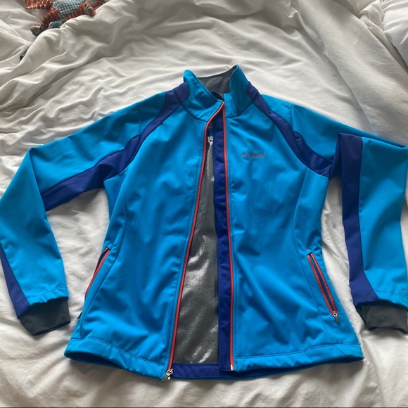 Women’s Columbia Outdoor Jacket - Picture 2 of 6